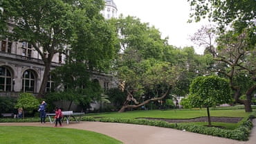 Victoria Embankment Gardens